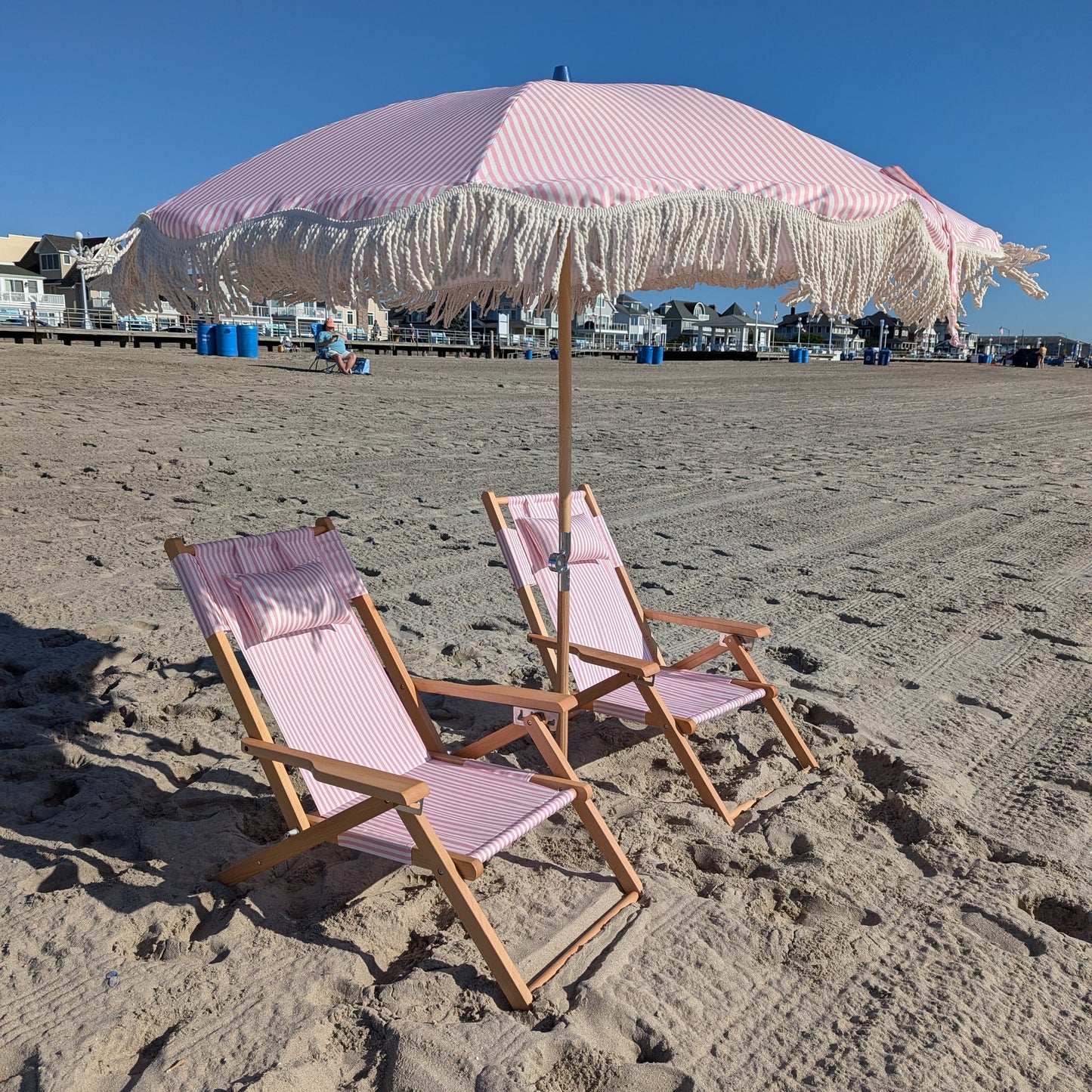 Chairs + Umbrella Package