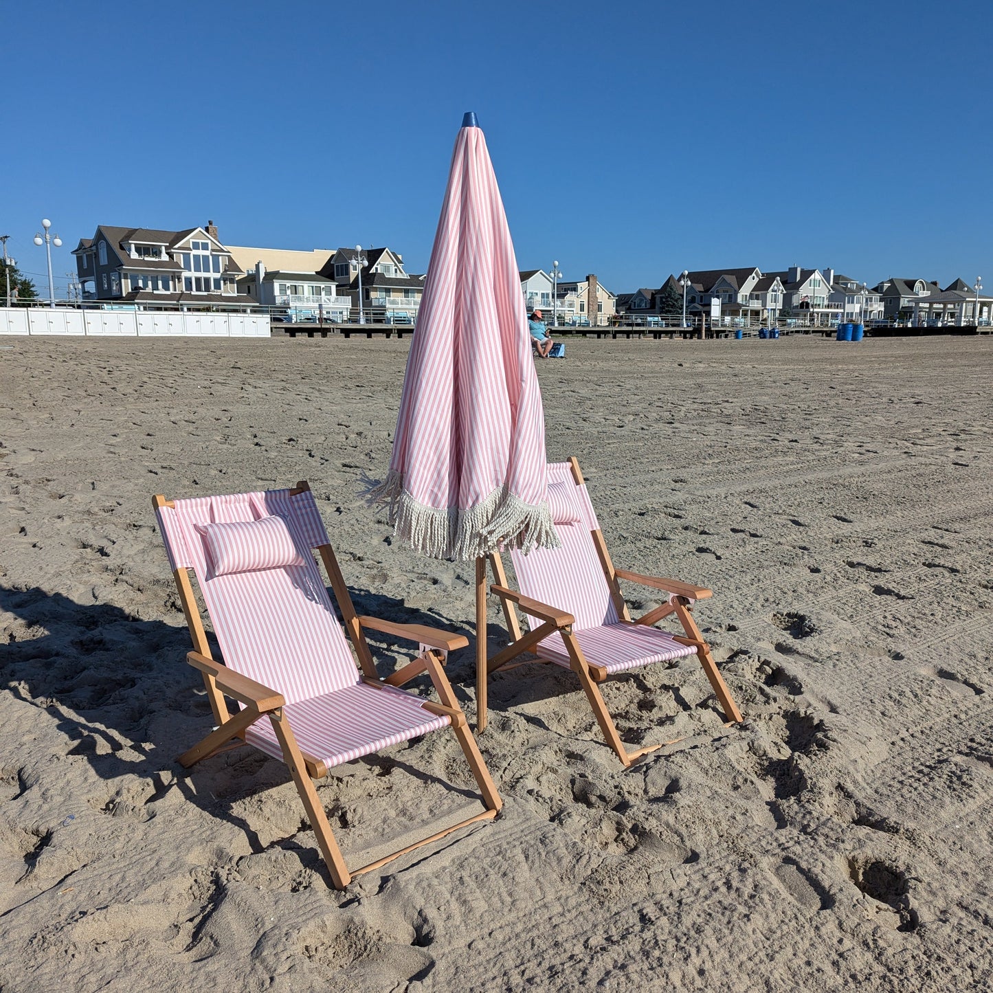 Chairs + Umbrella Package